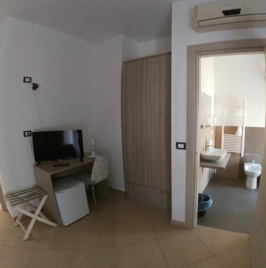 B&B A Due Passi San Giovanni Gemini Exteriér fotografie
