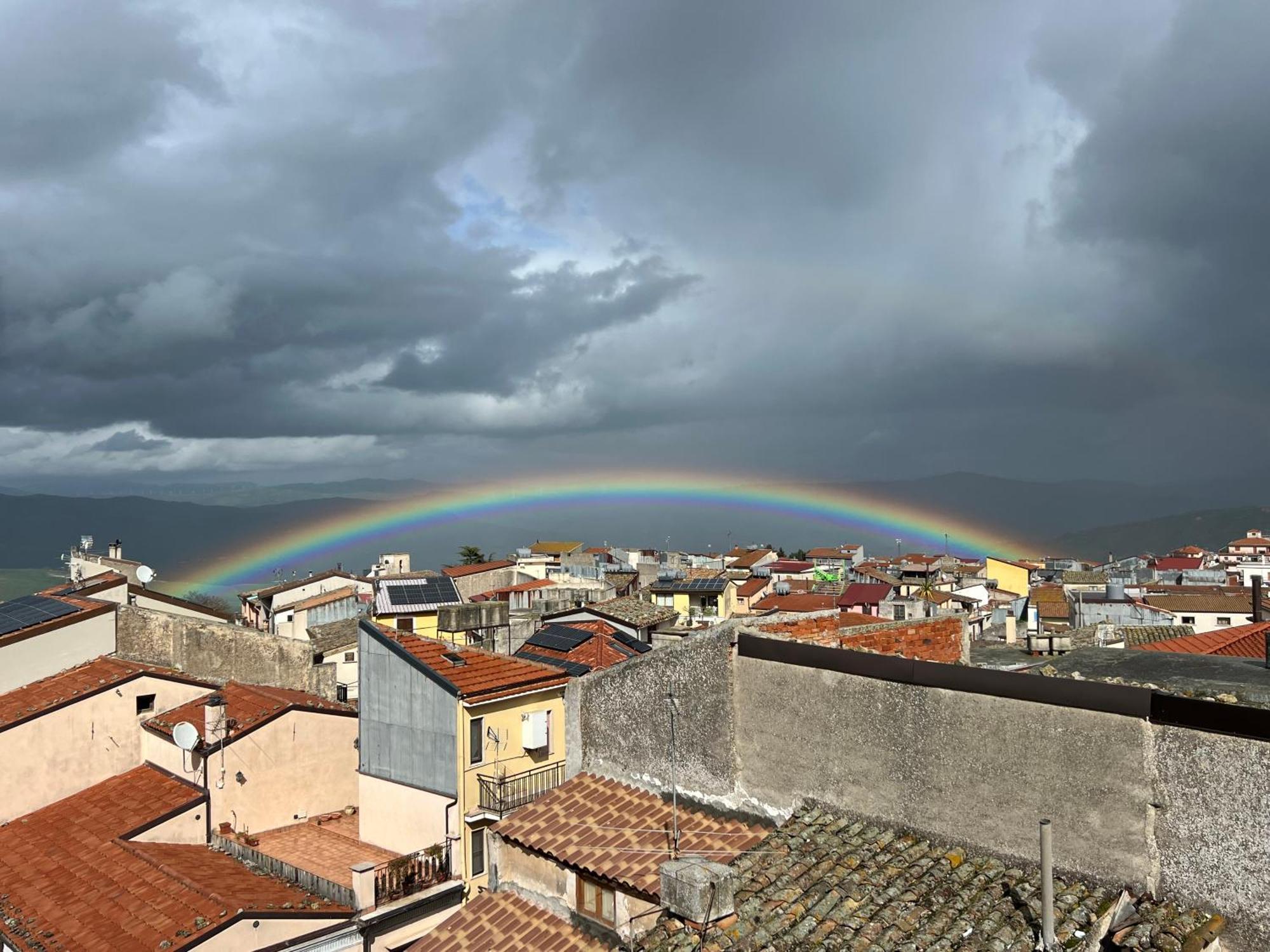 B&B A Due Passi San Giovanni Gemini Exteriér fotografie