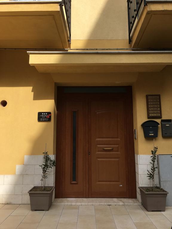 B&B A Due Passi San Giovanni Gemini Exteriér fotografie
