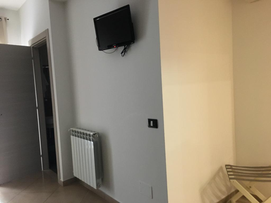 B&B A Due Passi San Giovanni Gemini Exteriér fotografie